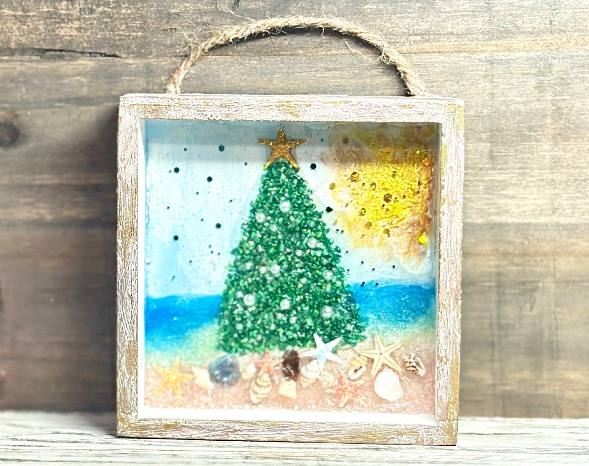 Coastal Crushed Glass Christmas Tree Wallhanging-5x5