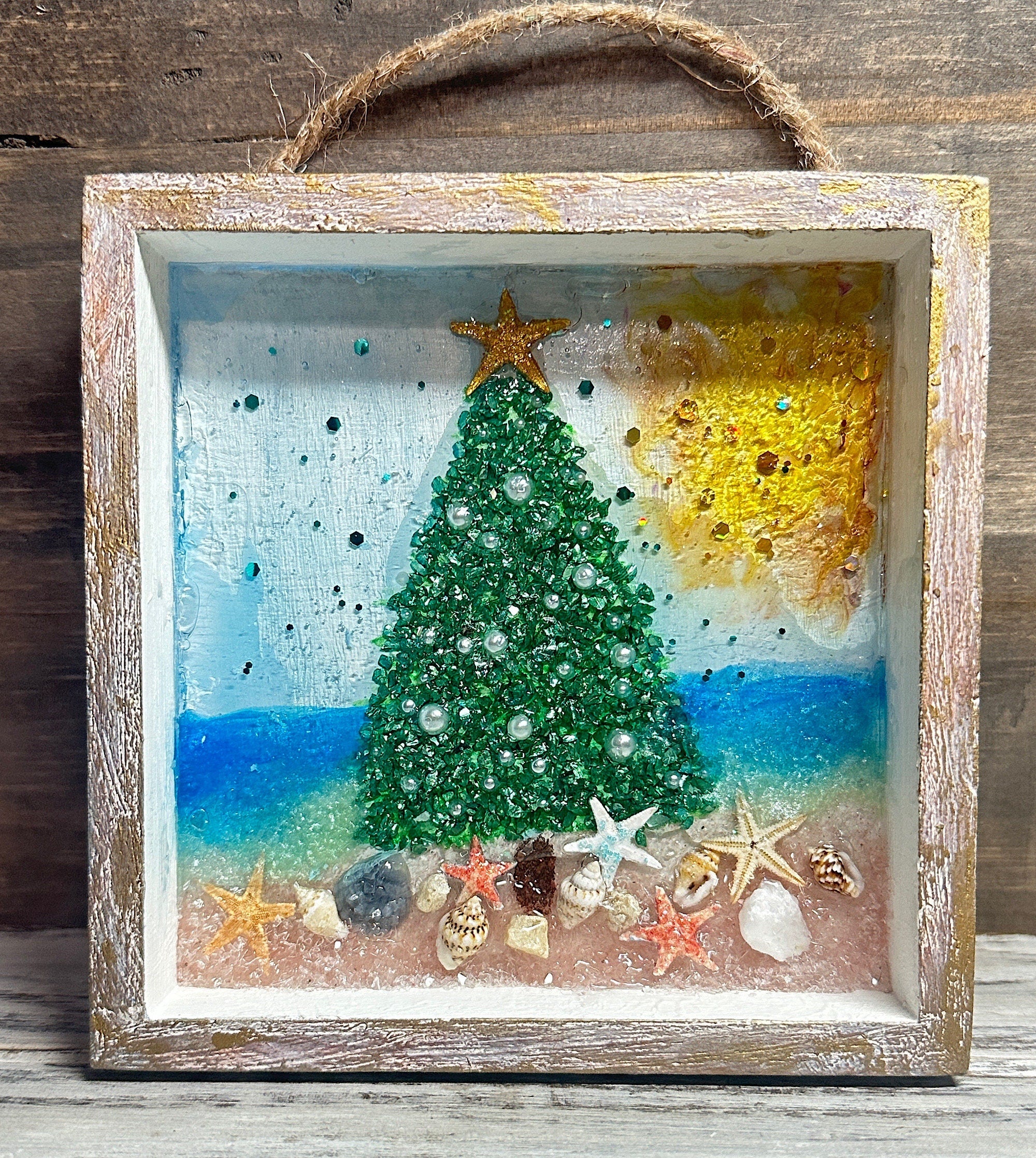 Coastal Crushed Glass Christmas Tree Wallhanging-5x5