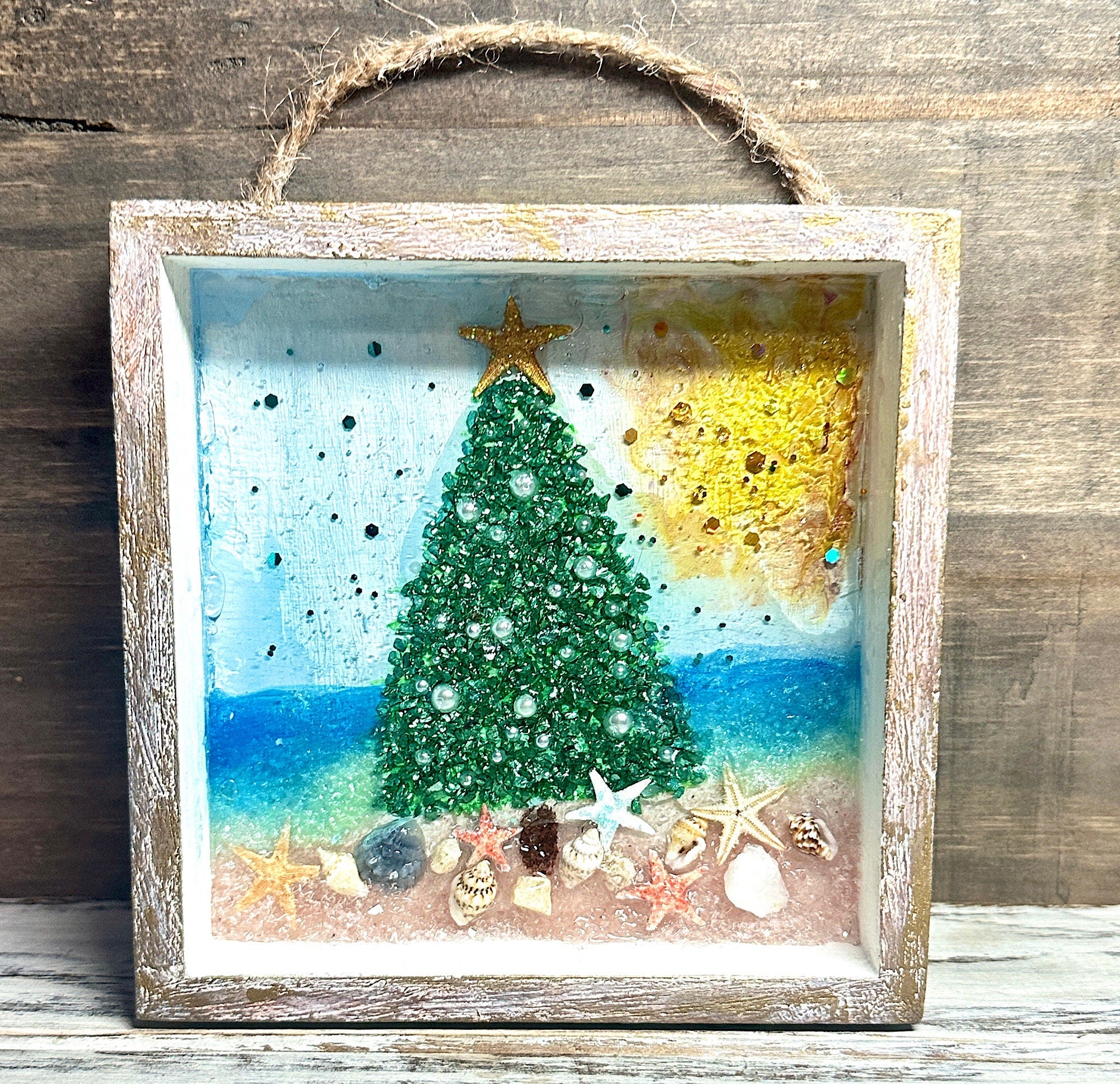 Coastal Crushed Glass Christmas Tree Wallhanging-5x5